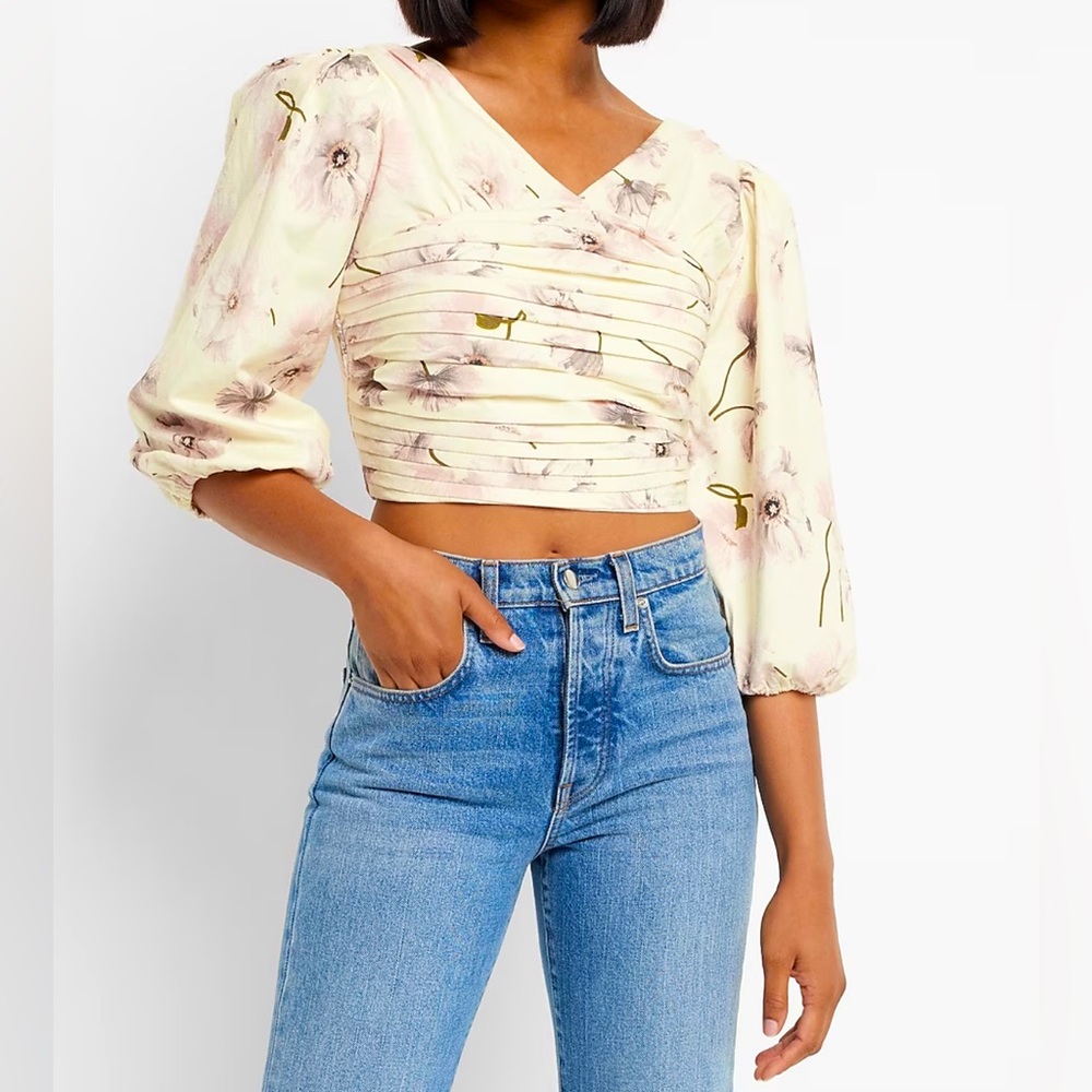 Unique linen crop